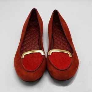 TORY BURCH - Jess Calf Hair Smoking Slipper in Brick Red & Gold. Size 6 1/2